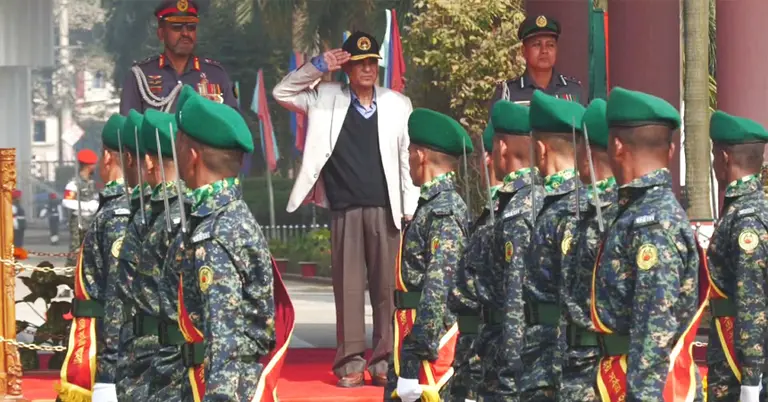 কুচকাওয়াজ অনুষ্ঠানে স্বরাষ্ট্র উপদেষ্টা